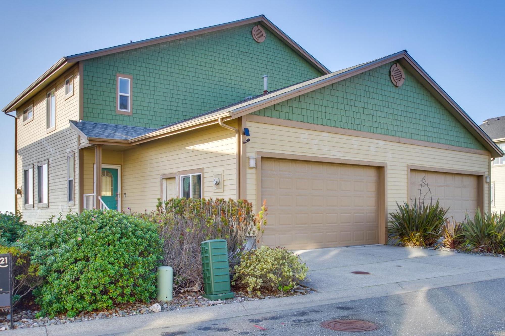 Quiet Waterfront Escape With Hot Tub And Beach Access! Gold Beach Εξωτερικό φωτογραφία